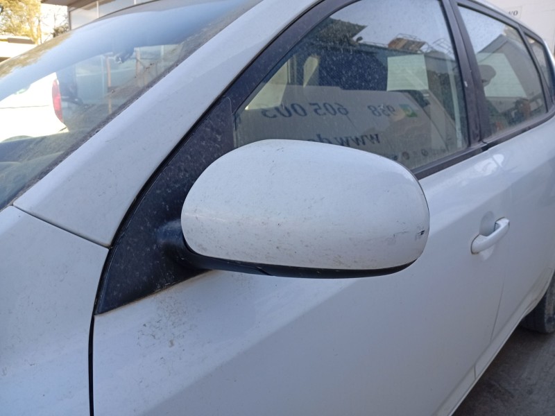 Recambio de retrovisor izquierdo para kia cee´d hatchback (ed) 1.4 referencia OEM IAM   