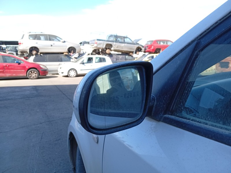 Recambio de retrovisor izquierdo para kia cee´d hatchback (ed) 1.4 referencia OEM IAM   