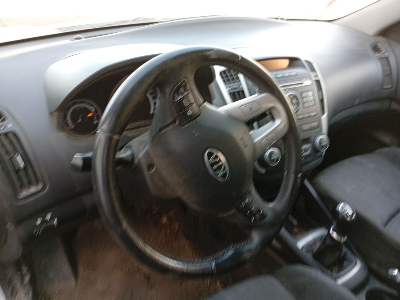 Recambio de volante para kia cee´d hatchback (ed) 1.4 referencia OEM IAM   