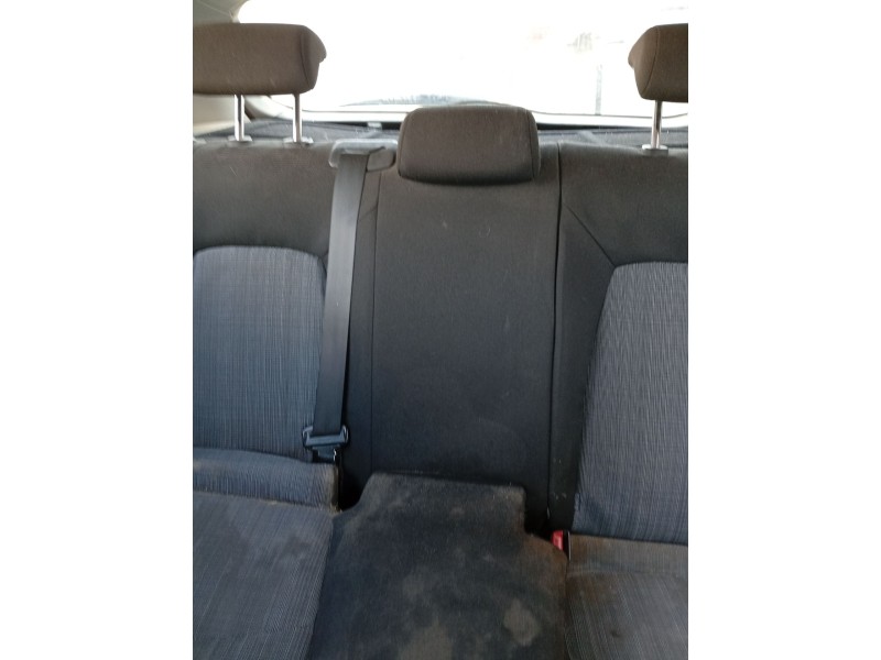 Recambio de cinturon seguridad trasero central para kia cee´d hatchback (ed) 1.4 referencia OEM IAM 898501H000EQ  