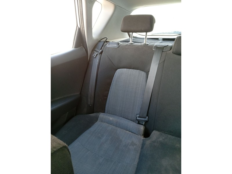 Recambio de cinturon seguridad trasero derecho para kia cee´d hatchback (ed) 1.4 referencia OEM IAM 898201H000EQ  