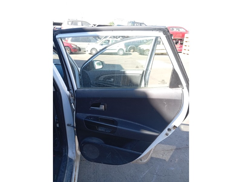 Recambio de elevalunas trasero derecho para kia cee´d hatchback (ed) 1.4 referencia OEM IAM 834811H000  
