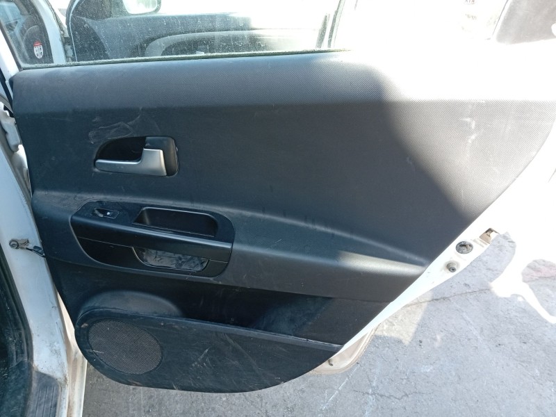 Recambio de elevalunas trasero derecho para kia cee´d hatchback (ed) 1.4 referencia OEM IAM 834811H000  
