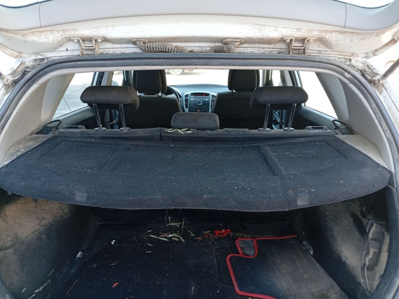Recambio de bandeja trasera para kia cee´d hatchback (ed) 1.4 referencia OEM IAM 859301H100EQ  
