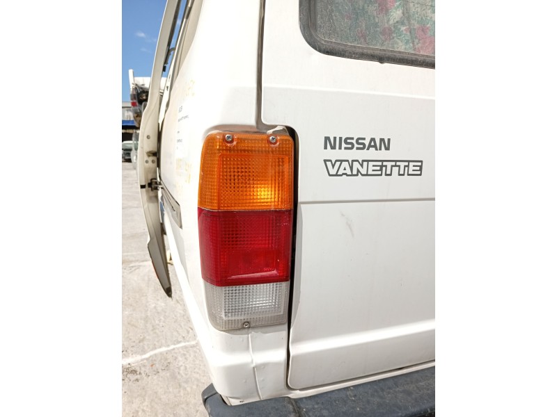 Recambio de piloto trasero izquierdo para nissan vanette furgoneta (_c22) 1.5 referencia OEM IAM   