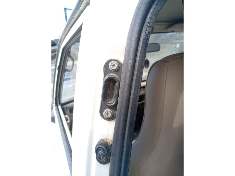 Recambio de cerradura puerta corredera derecha para nissan vanette furgoneta (_c22) 1.5 referencia OEM IAM   