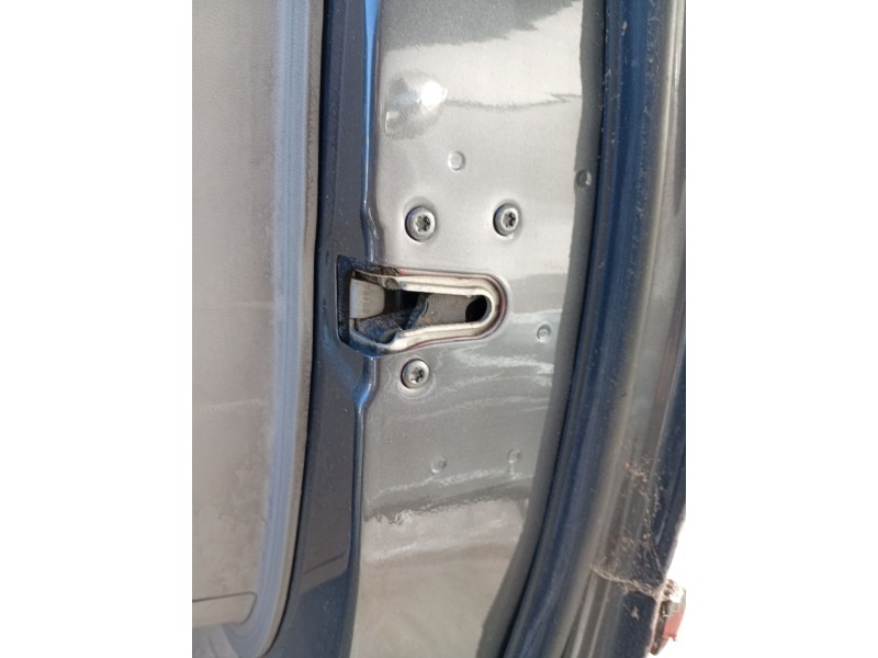 Recambio de cerradura puerta delantera derecha para chrysler grand voyager v (rt) 2.8 crd referencia OEM IAM 04589422AI  
