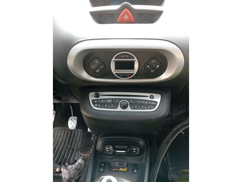 Recambio de mando climatizador para renault wind (e4m_) 1.2 tce 100 (e4mf) referencia OEM IAM 8200534084  