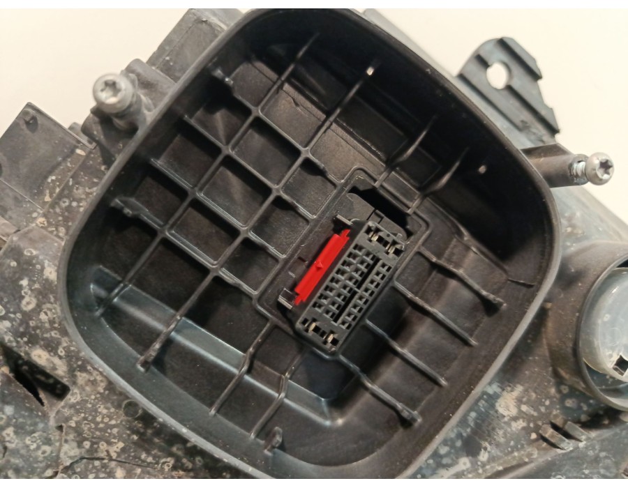 Recambio de faro izquierdo para opel crossland x / crossland (p17, p2qo) 1.2 (75) referencia OEM IAM 39153431 6519700000000 