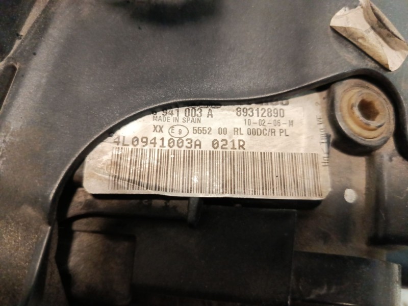 Recambio de faro izquierdo para audi q7 (4lb) 4.2 fsi quattro referencia OEM IAM 4L0941029A  