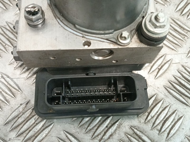 Recambio de abs para seat ibiza iv (6j5, 6p1) 1.4 tdi referencia OEM IAM 6C0907379R 6R0907379BA 