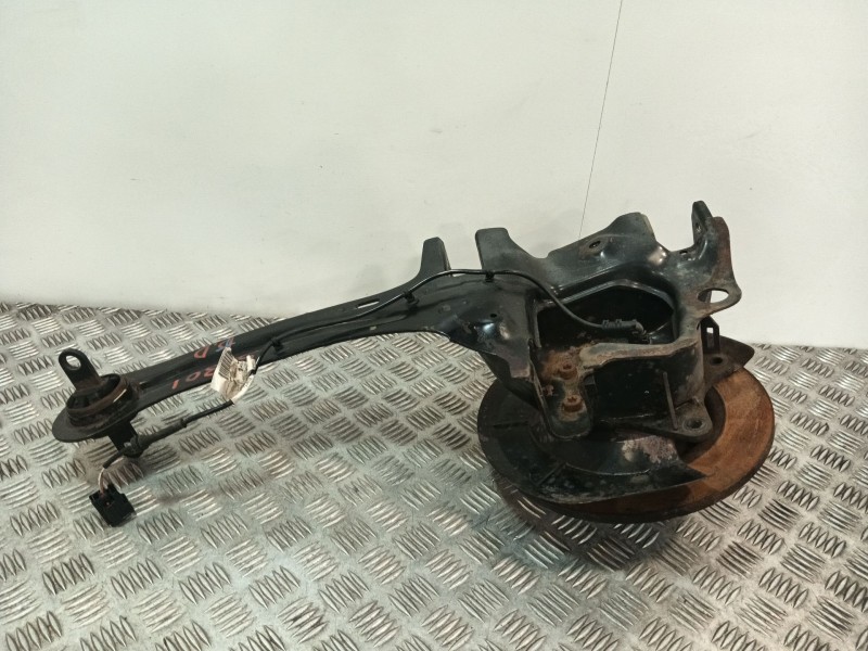 Recambio de mangueta trasera derecha para volvo v40 hatchback (525) d3 referencia OEM IAM   