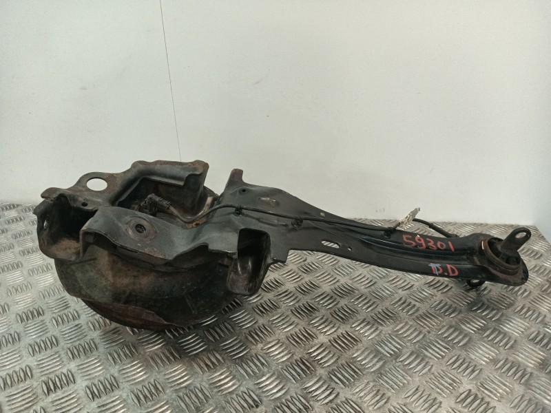 Recambio de mangueta trasera derecha para volvo v40 hatchback (525) d3 referencia OEM IAM   