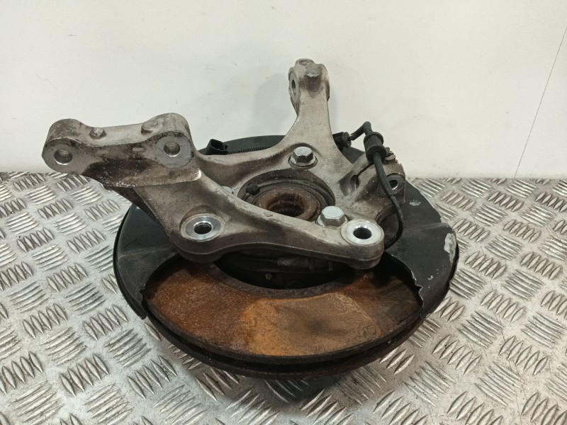 Recambio de mangueta delantera derecha para opel insignia berlina 2.0 cdti cat referencia OEM IAM   