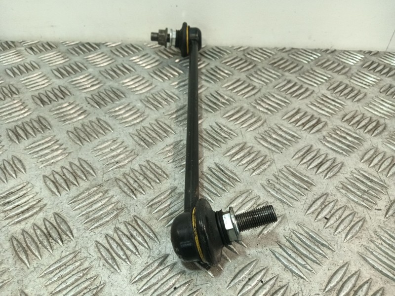 Recambio de bieleta estabilizadora delantera derecha para nissan qashqai i (j10, nj10) 1.5 dci referencia OEM IAM   