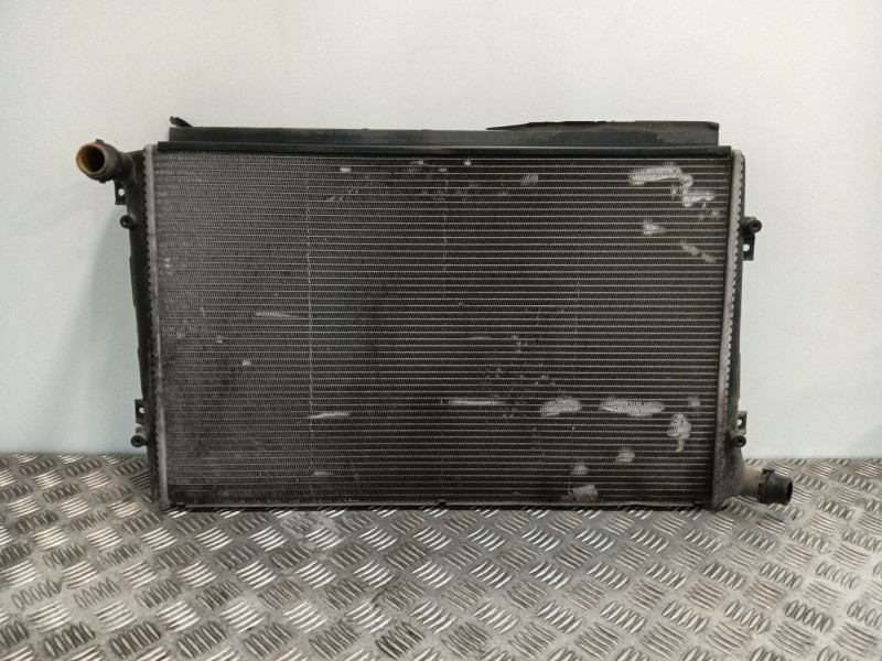 Recambio de radiador agua para seat leon (1p1) 1.9 tdi referencia OEM IAM 1K0121251AM  