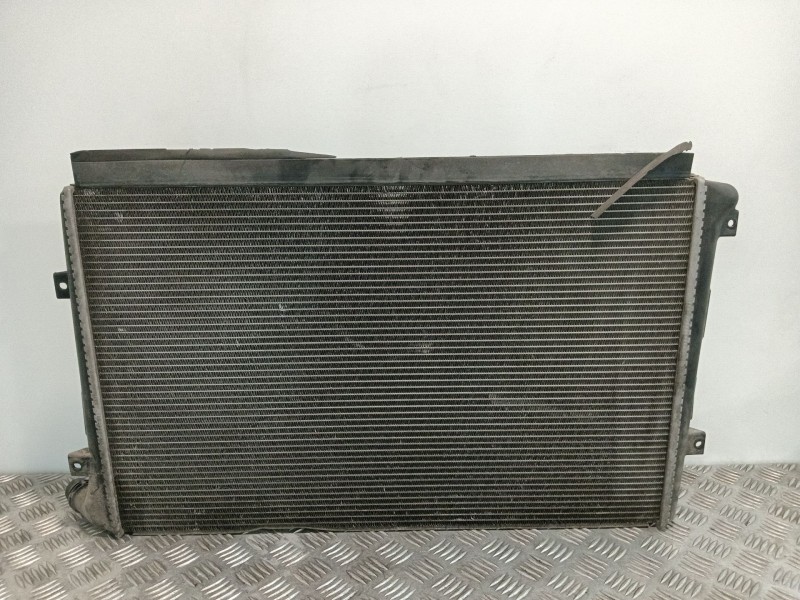 Recambio de radiador agua para seat leon (1p1) 1.9 tdi referencia OEM IAM 1K0121251AM  