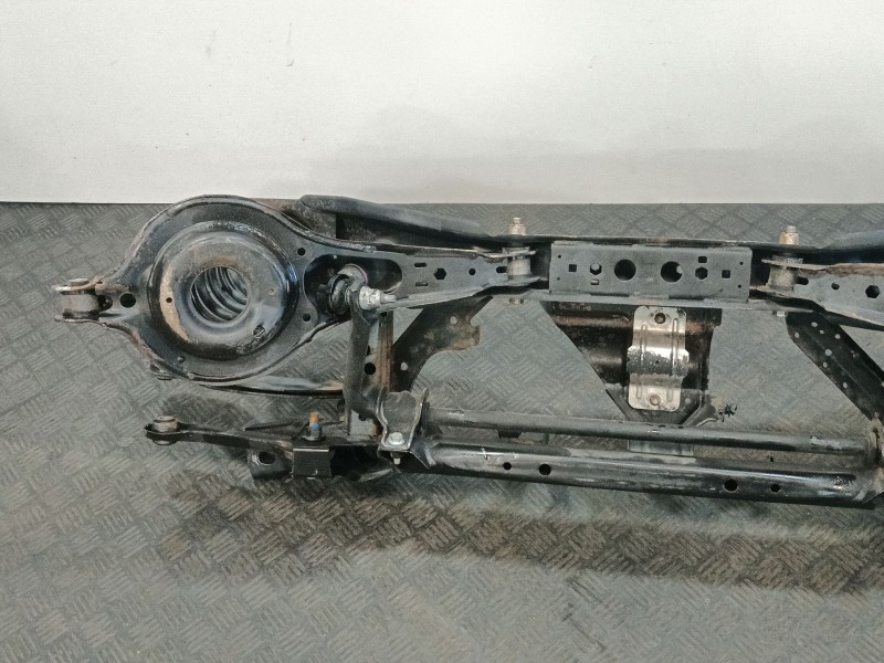Recambio de puente trasero para volvo v40 hatchback (525) d3 referencia OEM IAM   