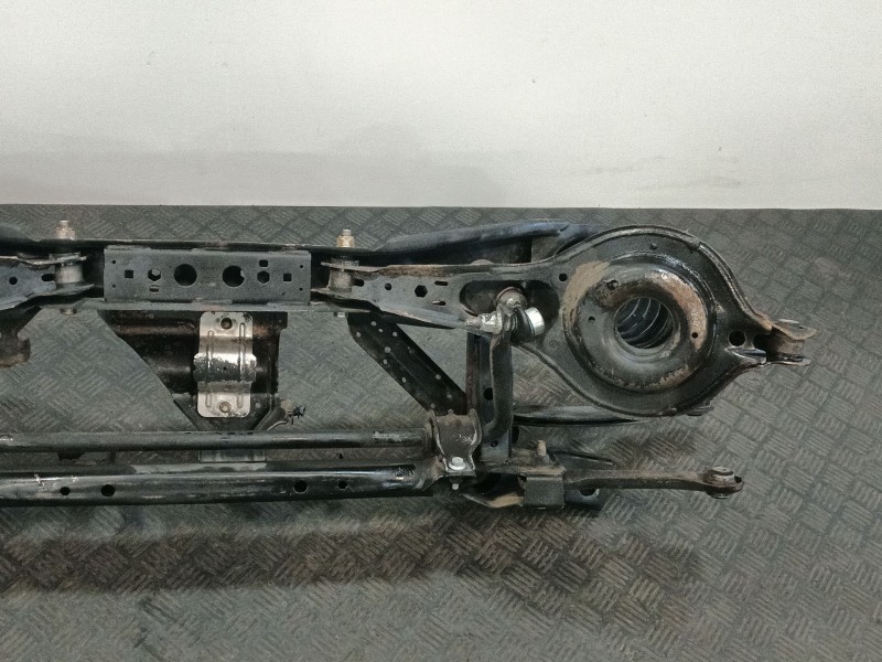 Recambio de puente trasero para volvo v40 hatchback (525) d3 referencia OEM IAM   