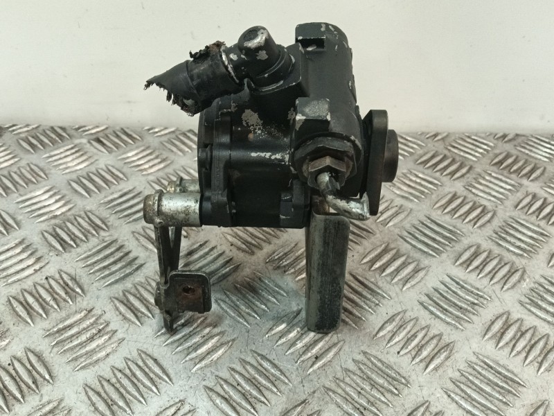 Recambio de bomba direccion para bmw 5 (e39) 520 i referencia OEM IAM 04520070  