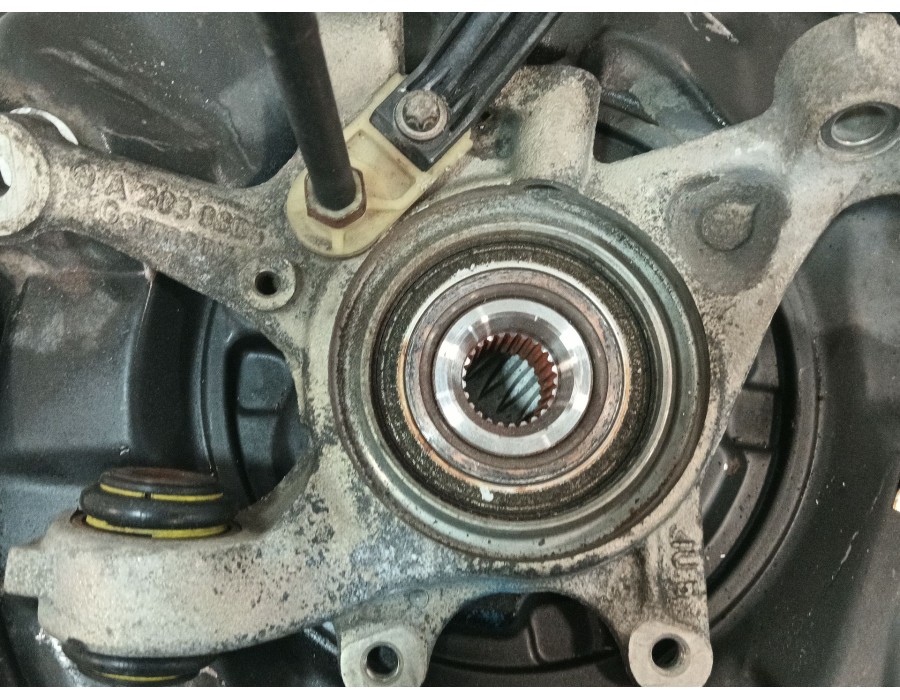 Recambio de mangueta trasera derecha para mercedes-benz slk (r171) 200 kompressor (171.445) referencia OEM IAM A2030805  