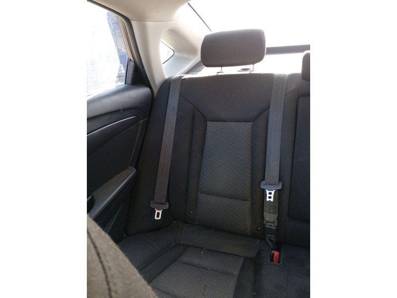 Recambio de cinturon seguridad trasero derecho para hyundai i40 referencia OEM IAM 898203Z100RY  
