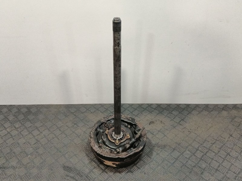 Recambio de mangueta trasera izquierda para nissan terrano ii (r20) 2.7 td 4wd referencia OEM IAM 381640F047  