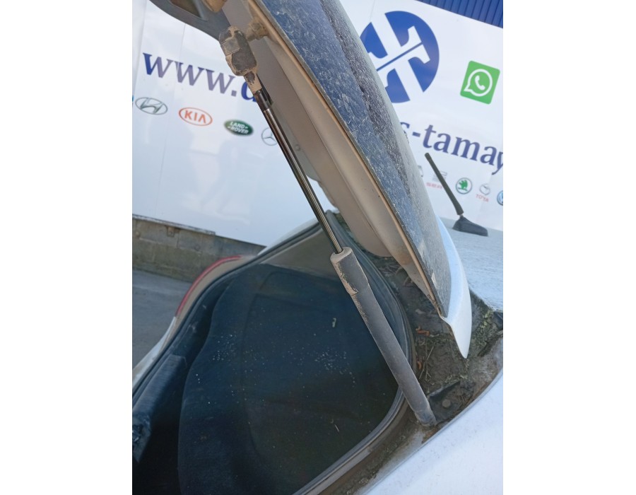 Recambio de amortiguadores maletero / porton para kia cee´d hatchback (ed) 1.4 referencia OEM IAM   