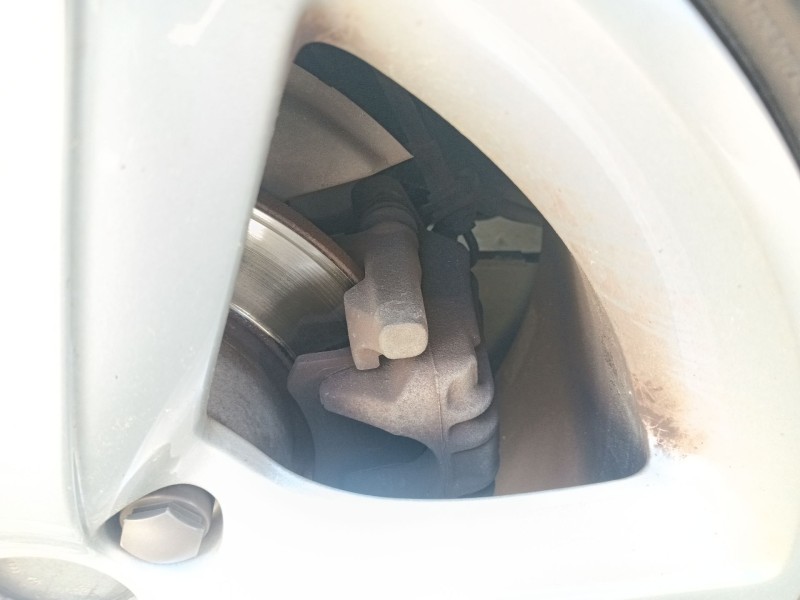 Recambio de pinza freno trasera derecha para audi a3 sportback (8pa) 2.0 tdi 16v referencia OEM IAM   