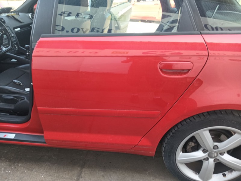 Recambio de puerta trasera izquierda para audi a3 sportback (8pa) 2.0 tdi 16v referencia OEM IAM   