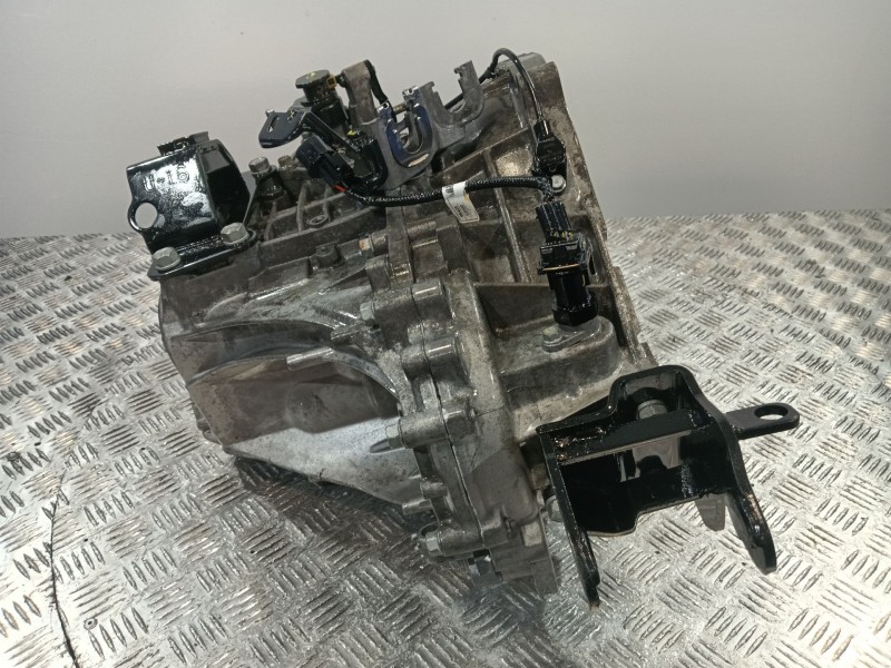 Recambio de caja cambios para kia cee´d referencia OEM IAM M56CF3  
