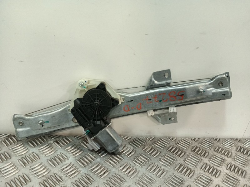 Recambio de elevalunas delantero derecho para ford ka+ referencia OEM IAM 402653E 2323095 
