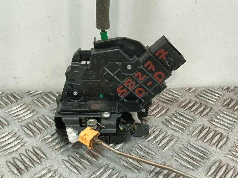 Recambio de cerradura puerta delantera derecha para ford ka+ referencia OEM IAM 2435710  