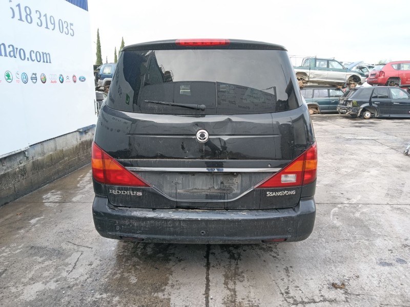 ssangyong rodius i del año 2008