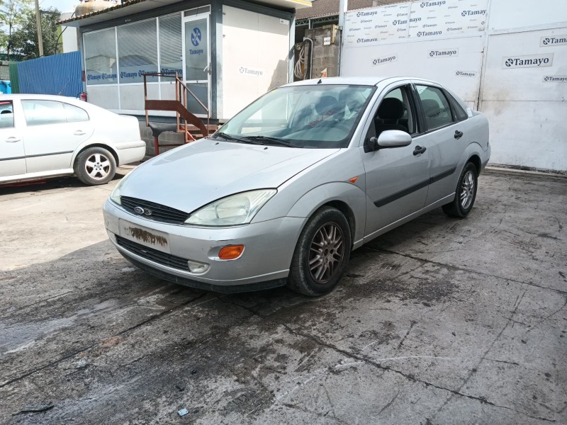 ford focus i sedán (dfw) del año 2000