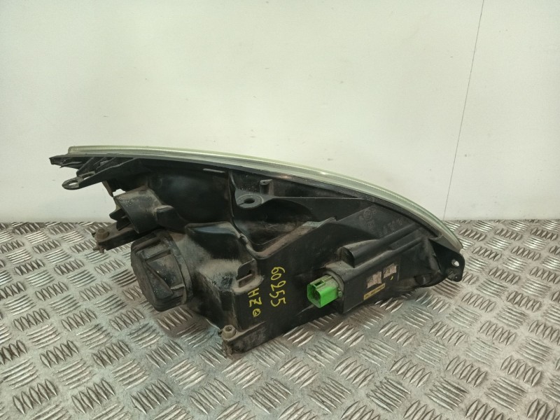 Recambio de faro izquierdo para ford fiesta v (jh_, jd_) 1.4 tdci referencia OEM IAM 2S6X13W030AH  