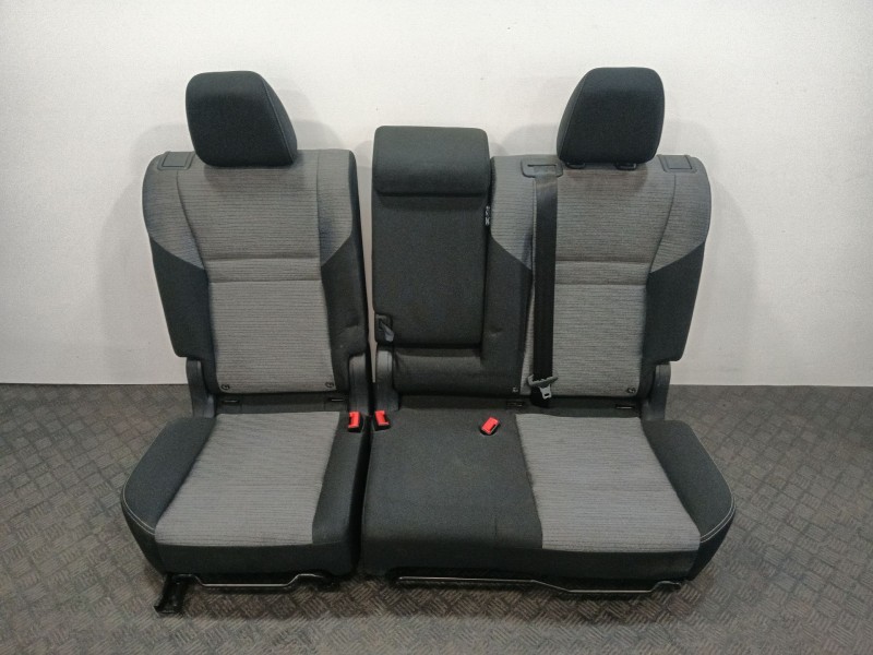 Recambio de asientos traseros para nissan x-trail iii (t32_, t32r, t32rr) 2.0 (t32) referencia OEM IAM   