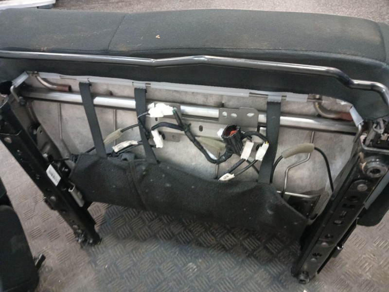 Recambio de asientos traseros para nissan x-trail iii (t32_, t32r, t32rr) 2.0 (t32) referencia OEM IAM   