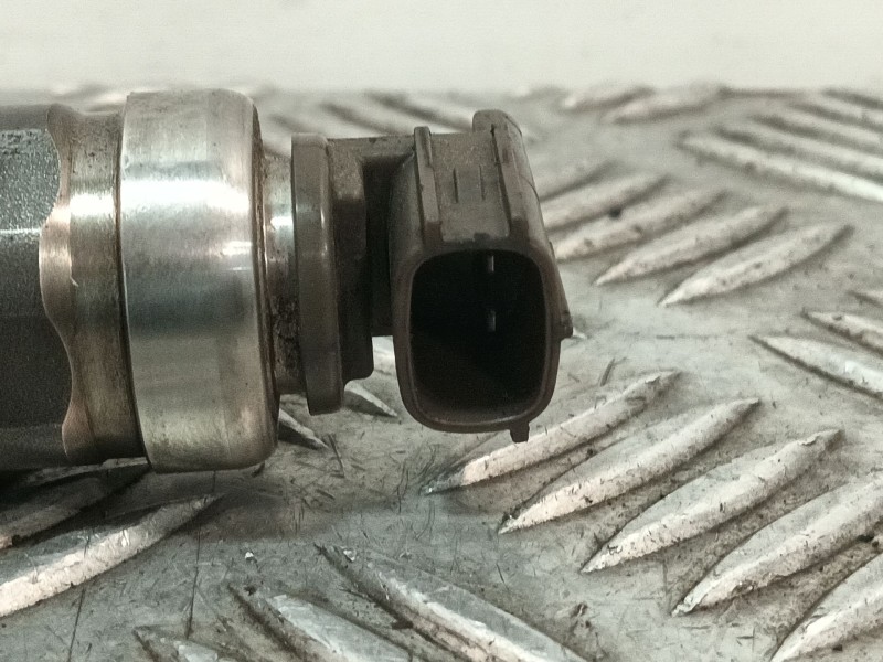 Recambio de inyector para mazda 5 berl. (cr) referencia OEM IAM RF8G13H50  