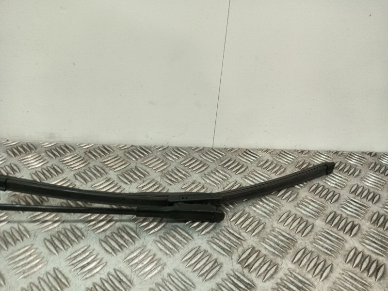 Recambio de brazo limpia delantero izquierdo para bmw 1 (e81) 118 d referencia OEM IAM 61617169971  