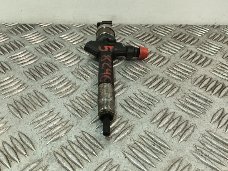 Recambio de inyector para mazda 5 berl. (cr) referencia OEM IAM RF8G13H50  