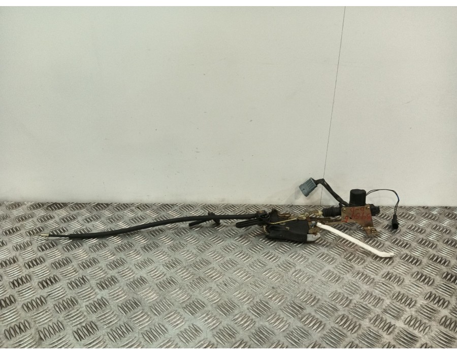 Recambio de cerradura puerta delantera derecha para alfa romeo gtv (163) 1.8 t.spark m referencia OEM IAM   