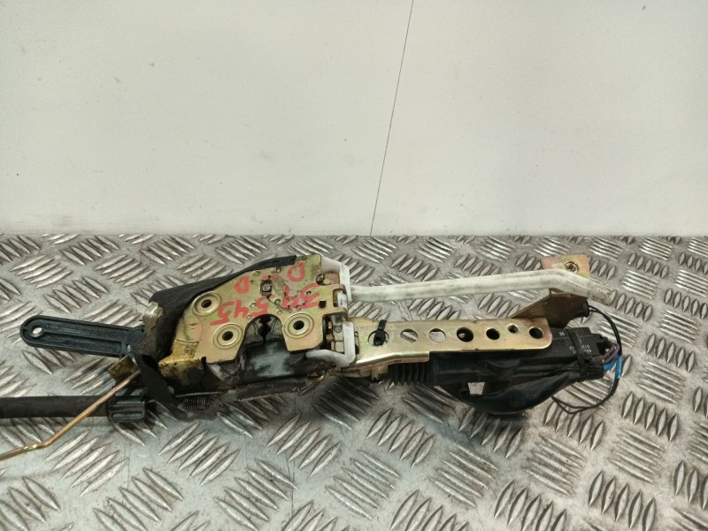 Recambio de cerradura puerta delantera derecha para alfa romeo gtv (163) 1.8 t.spark m referencia OEM IAM   