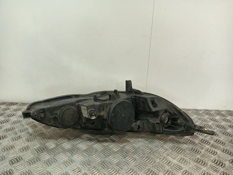 Recambio de faro izquierdo para peugeot 407 sw (6e_, 6d_) 2.0 hdi 135 referencia OEM IAM 9660236680  