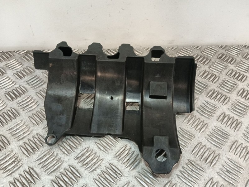 Recambio de plastico varios para seat ibiza iv (6j5, 6p1) 1.6 tdi referencia OEM IAM 03L103623  