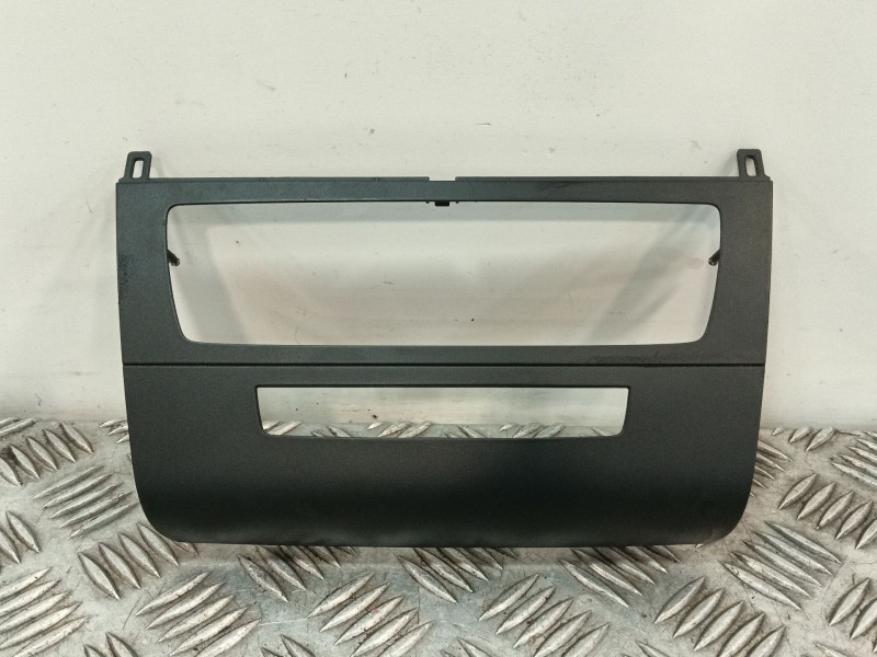 Recambio de moldura para bmw 1 (e81) 118 d referencia OEM IAM 6976846  