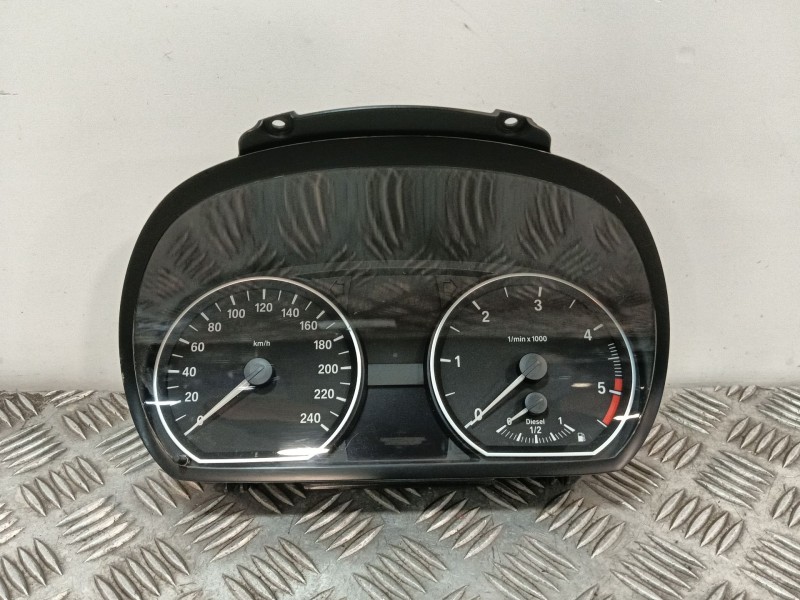 Recambio de cuadro instrumentos para bmw 1 (e81) 118 d referencia OEM IAM 918704602 102495293 25811510