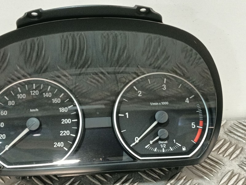 Recambio de cuadro instrumentos para bmw 1 (e81) 118 d referencia OEM IAM 918704602 102495293 25811510