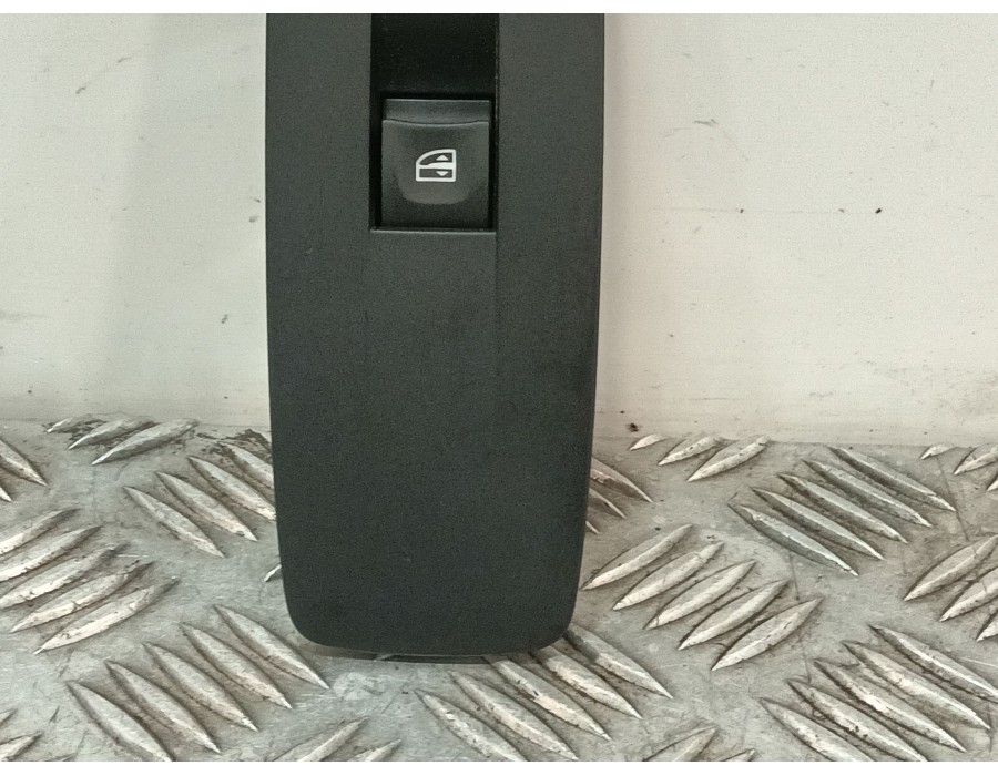 Recambio de mando elevalunas trasero izquierdo para renault scénic iv (j9_) 1.5 dci 110 referencia OEM IAM 809605274R  