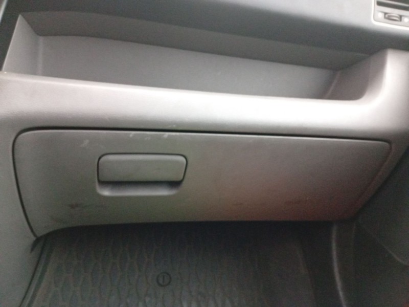 Recambio de guantera para hyundai h350 furgoneta 2.5 crdi referencia OEM IAM 8472159000YBA  
